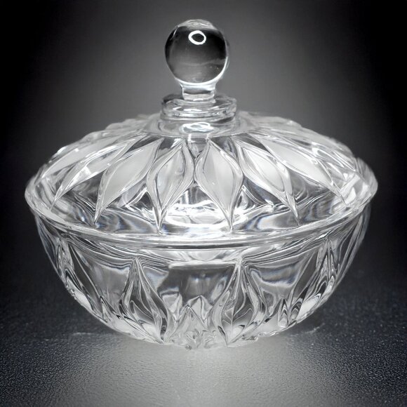 Vintage JOSKA Bleikristall Lead Crystal Candy Dish w/ Frosted Leaves & Lid Glass - Picture 3 of 12
